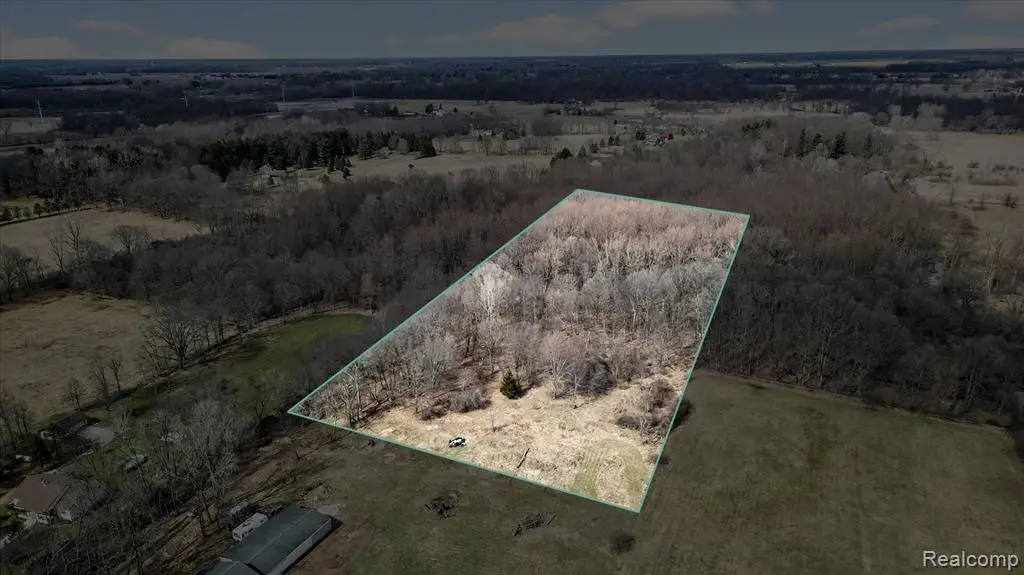 5516 W Lowe, Fowlerville, MI 48836 - #1