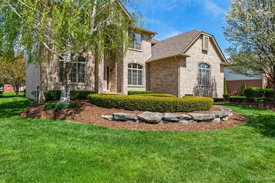 14109 Berryknoll, Utica, MI 48315 - #3