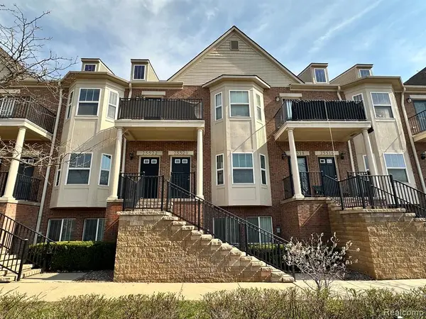 25520 Portico, Novi, MI 48375