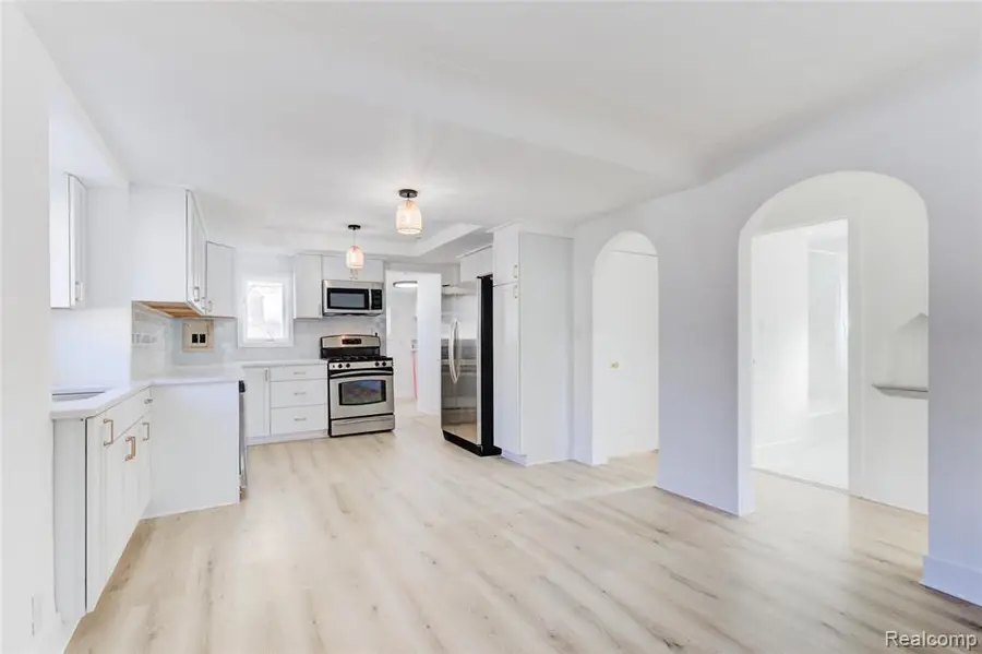 27740 Bohnhoff, Roseville, MI 48066 - #2