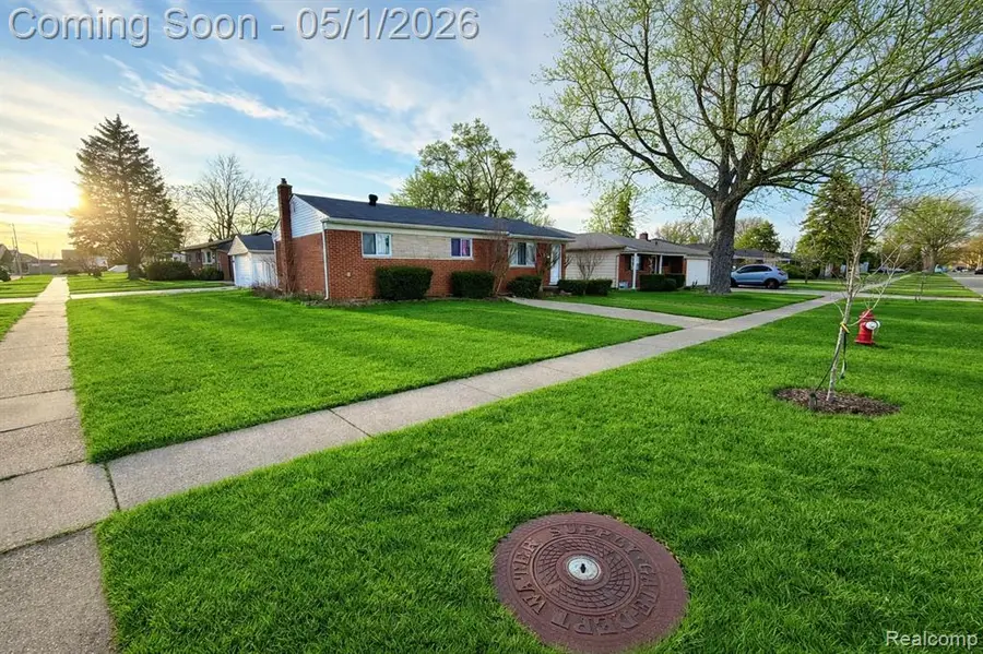 33615 Viceroy, Sterling Heights, MI 48310 - #3