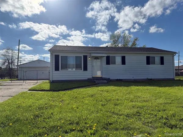 33711 Floyd, Clinton Township, MI 48035