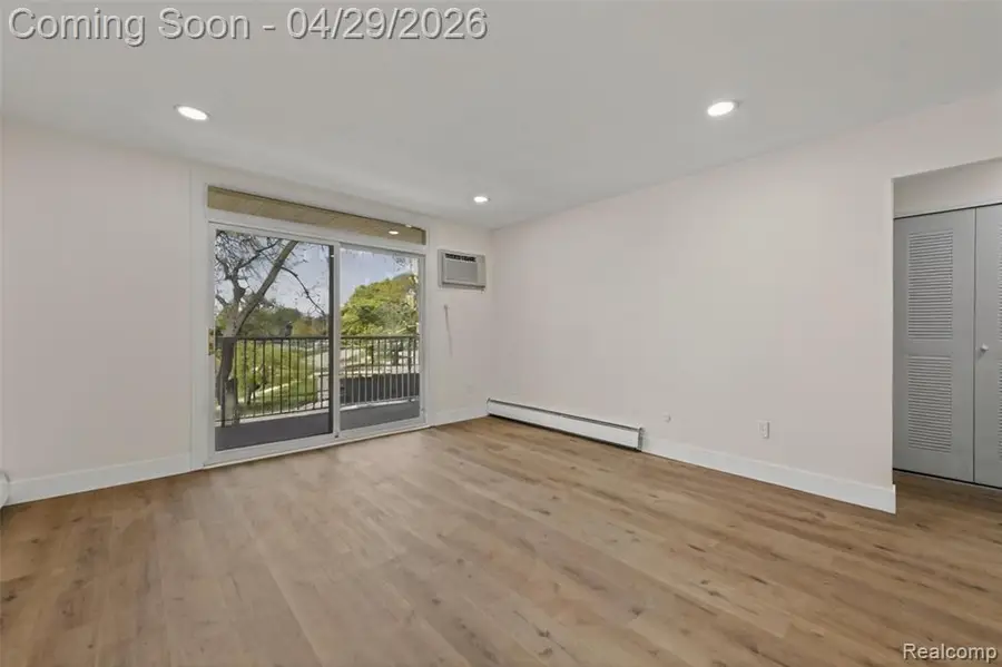 4921 Crooks, Royal Oak, MI 48073 - #3