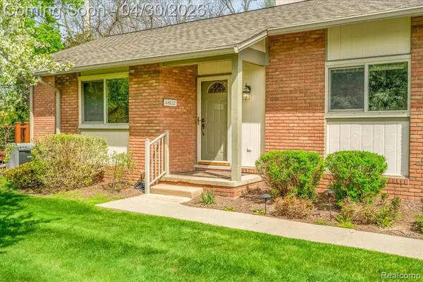 48132 Colony Farm, Plymouth, MI 48170