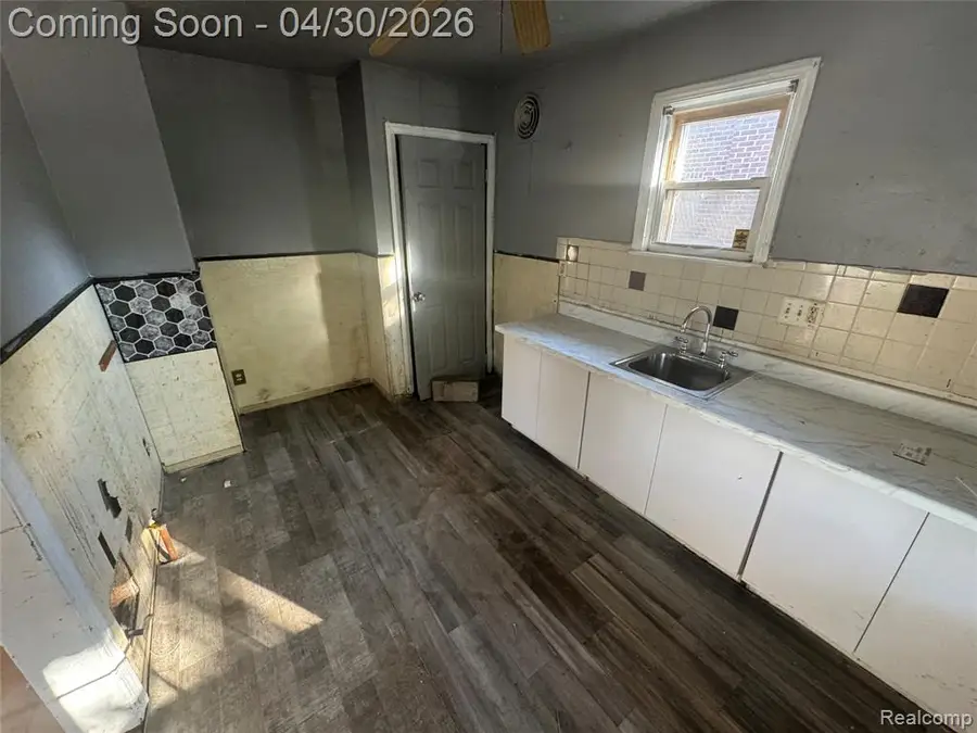 7666 Penrod, Detroit, MI 48228 - #2