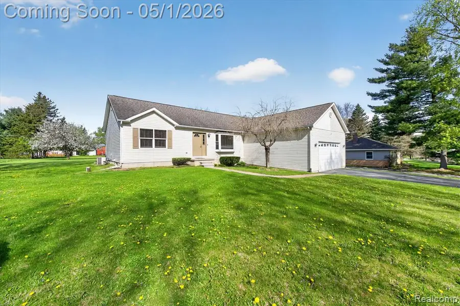 9074 Hamburg, Brighton, MI 48116 - #2