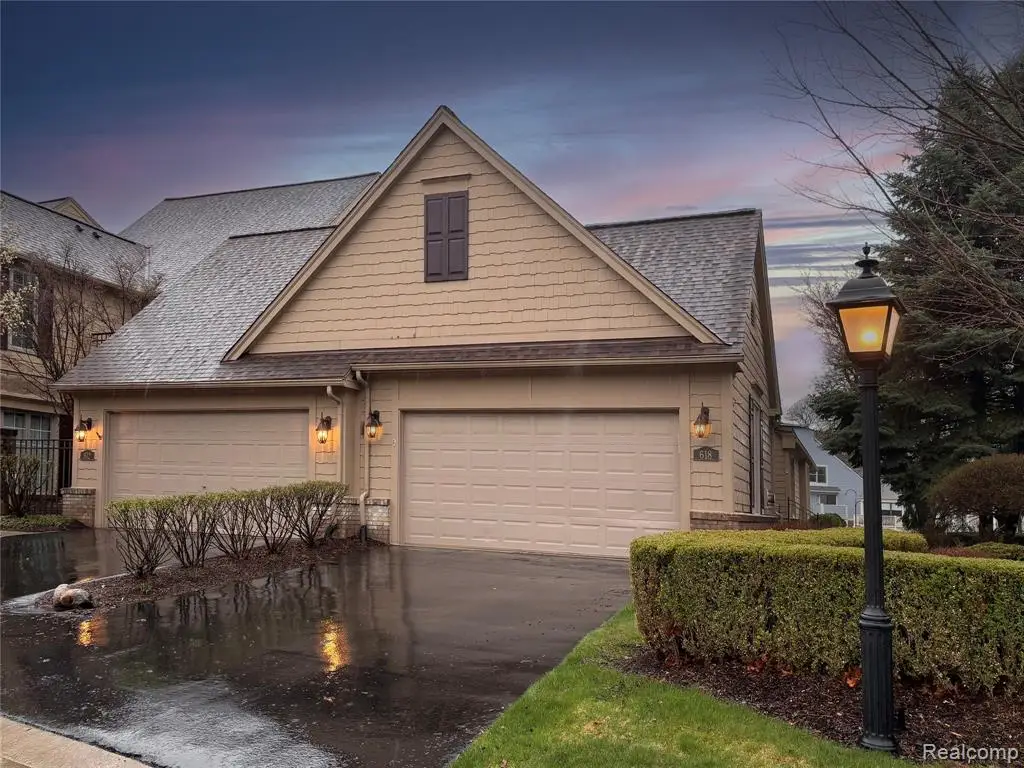 618 Deauville, Bloomfield Hills, MI 48304 - #1