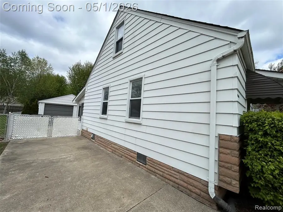 14935 Harrison, Livonia, MI 48154 - #3