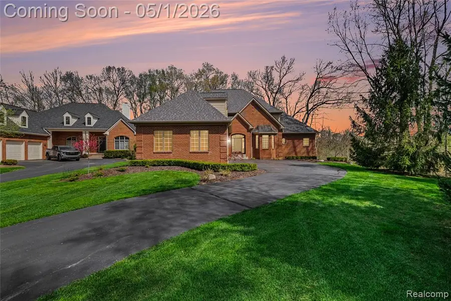 3650 Honors, Howell, MI 48843 - #2