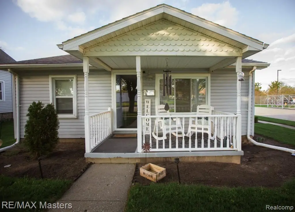 26110 Ypsilanti, Flat Rock, MI 48134 - #1