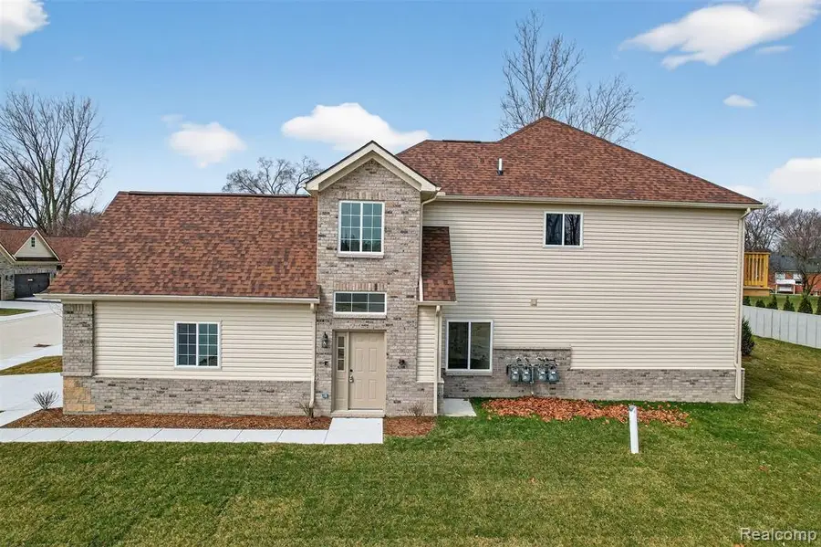 16545 Savor #28, Clinton Township, MI 48035 - #3