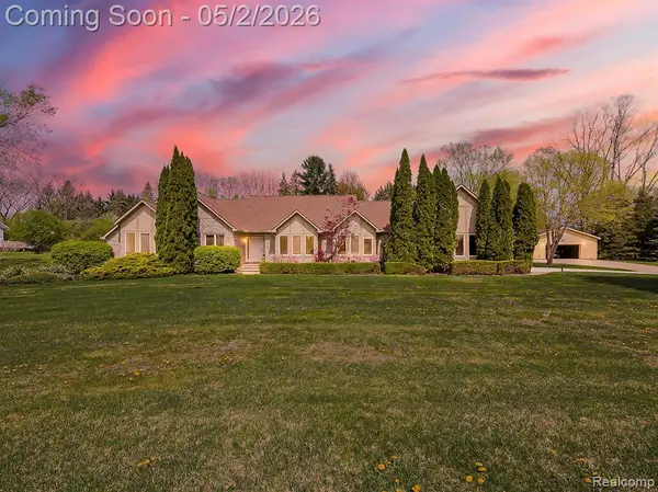 49202 Cheshire, Canton, MI 48187