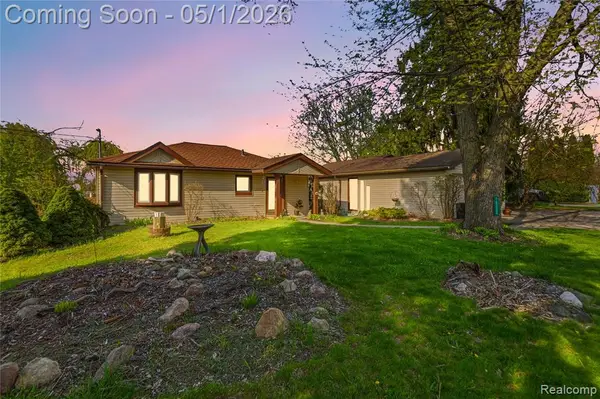 16280 Softwater Lake, Linden, MI 48451
