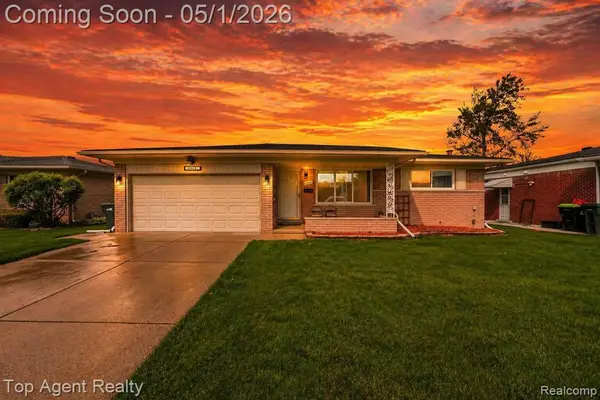 33437 Somerset, Sterling Heights, MI 48312