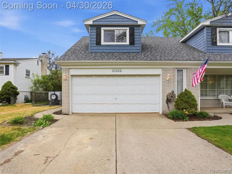 21222 Larkspur, Farmington, MI 48336 - #3