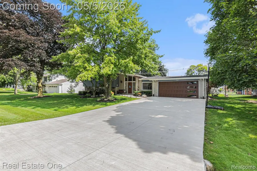 5567 Edinborough, West Bloomfield, MI 48322 - #2