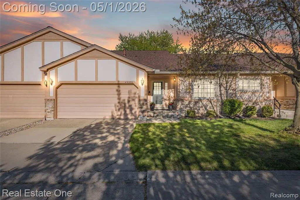 42374 Willow Tree, Clinton Township, MI 48038 - #1