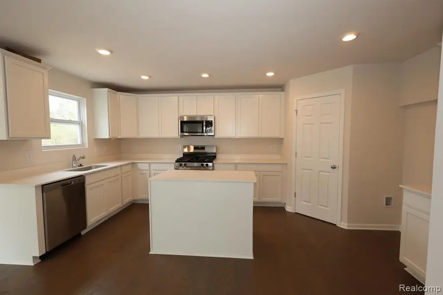 4195 Cedar Lane, Grand Blanc, MI 48439 - #3