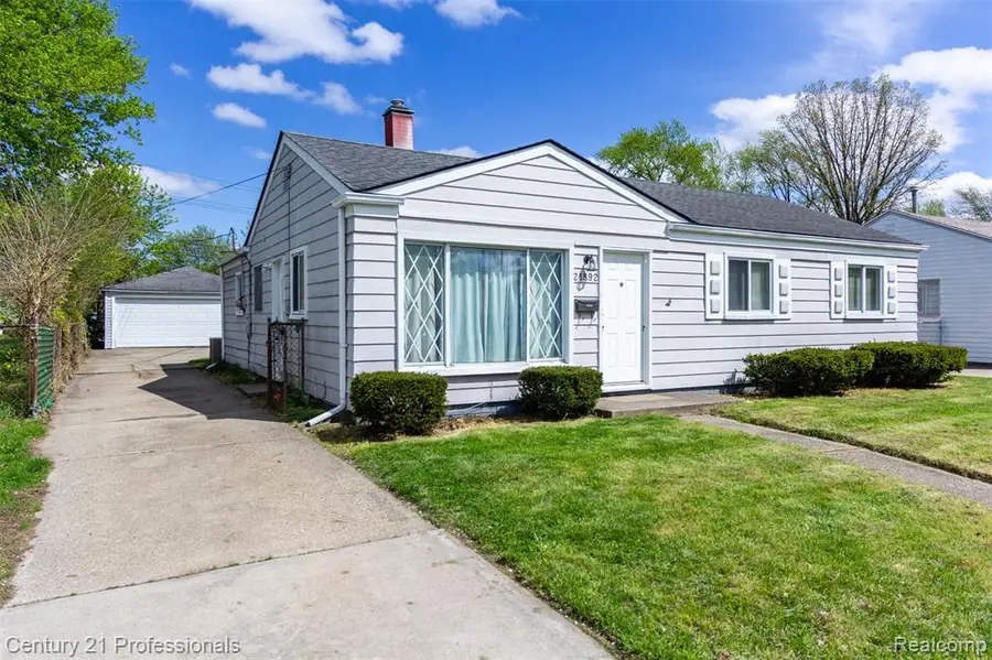 21892 Ehlert, Warren, MI 48089 - #2