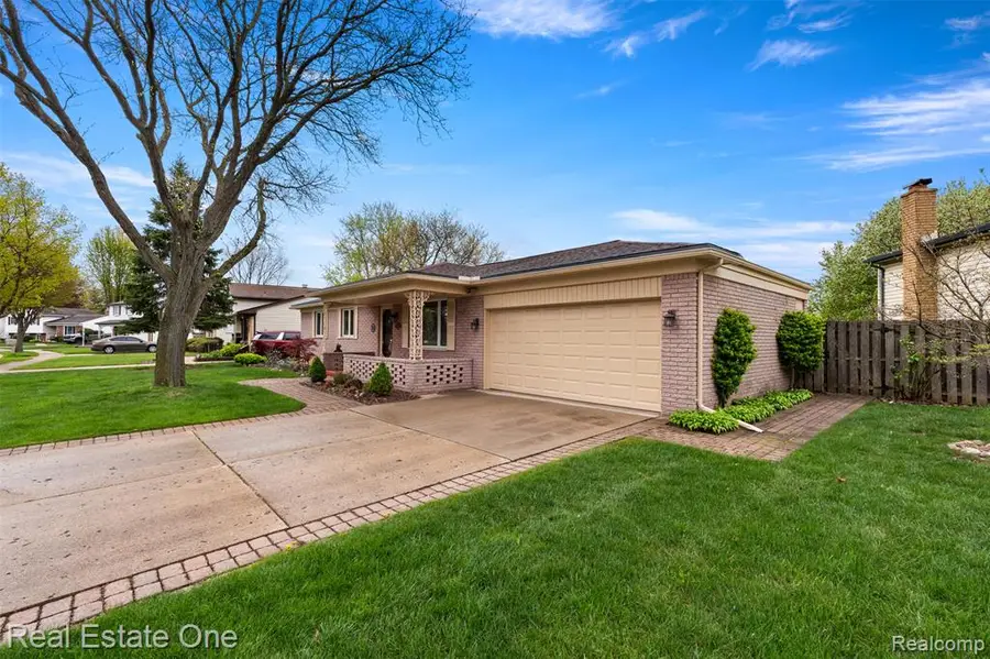 14970 Loyola, Sterling Heights, MI 48313 - #3