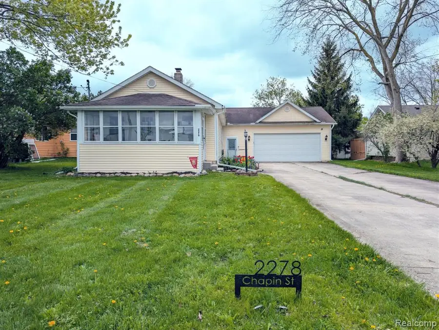 2278 Chapin, Grand Blanc, MI 48439 - #2