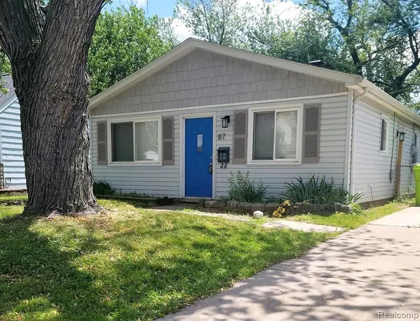 87 W Barrett, Madison Heights, MI 48071