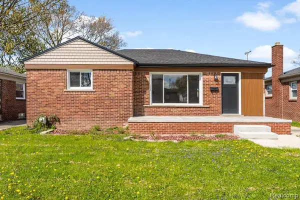 22631 Mylls, Saint Clair Shores, MI 48081