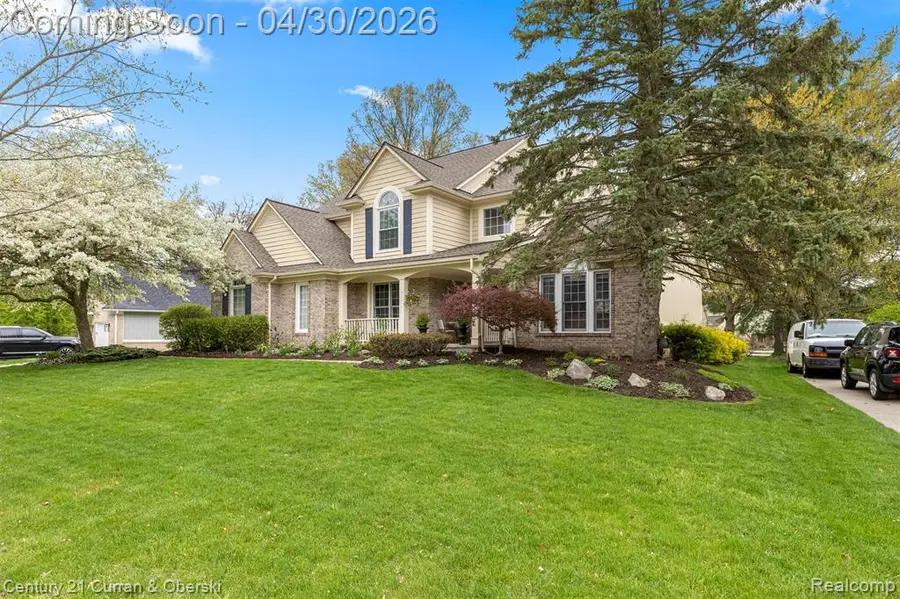 1424 Woodbridge, Wixom, MI 48393 - #2