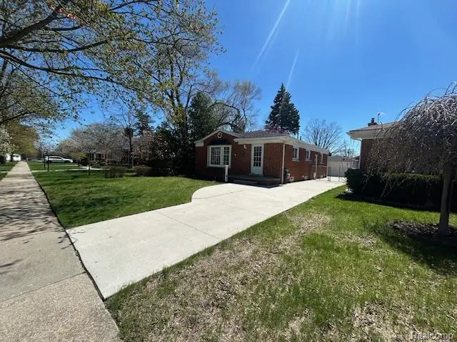 2331 Emeline, Trenton, MI 48183 - #3