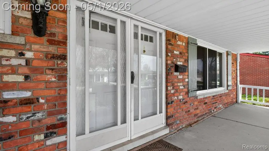 3950 Nowak, Sterling Heights, MI 48310 - #2