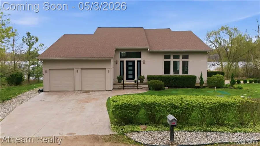 11677 Old Hamburg, Whitmore Lake, MI 48189 - #2
