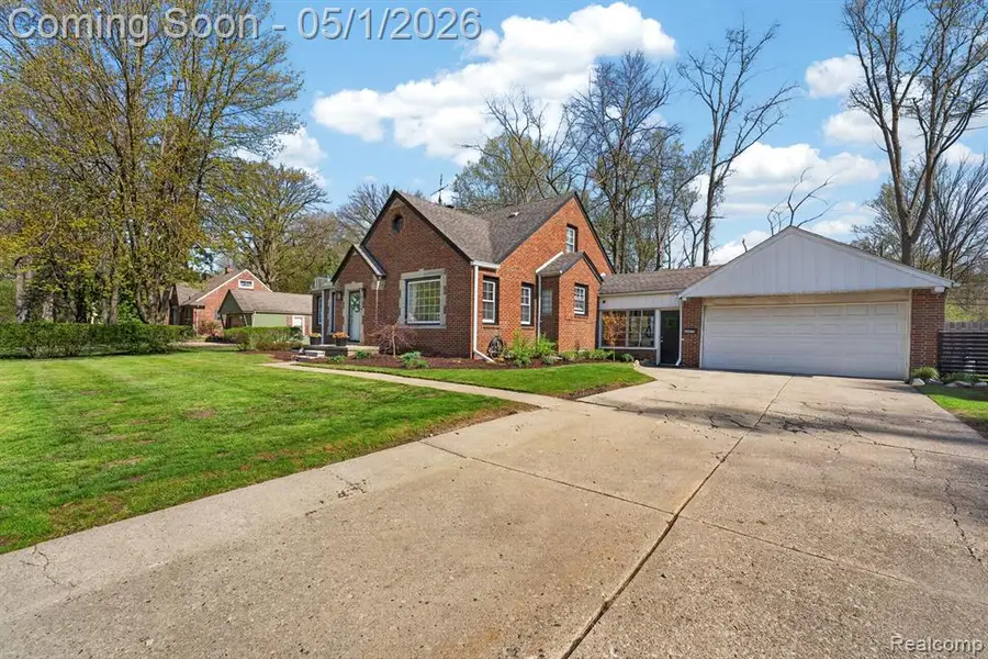 20479 Old Homestead, Harper Woods, MI 48225 - #2