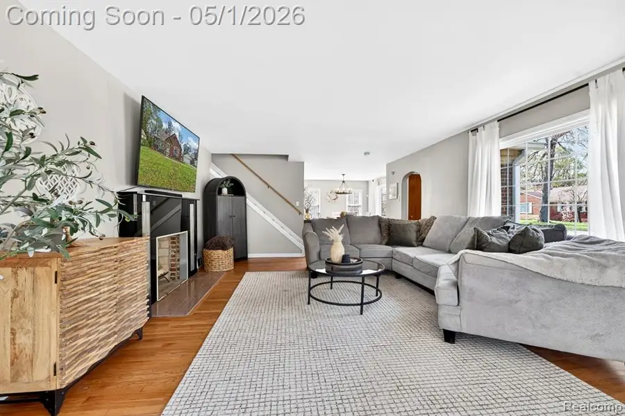 20479 Old Homestead, Harper Woods, MI 48225 - #3