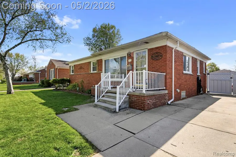 3320 Edsel, Trenton, MI 48183 - #2