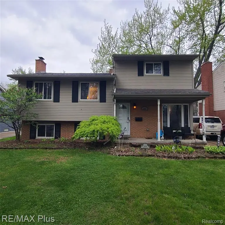 698 Shenandoah, Clawson, MI 48017 - #1