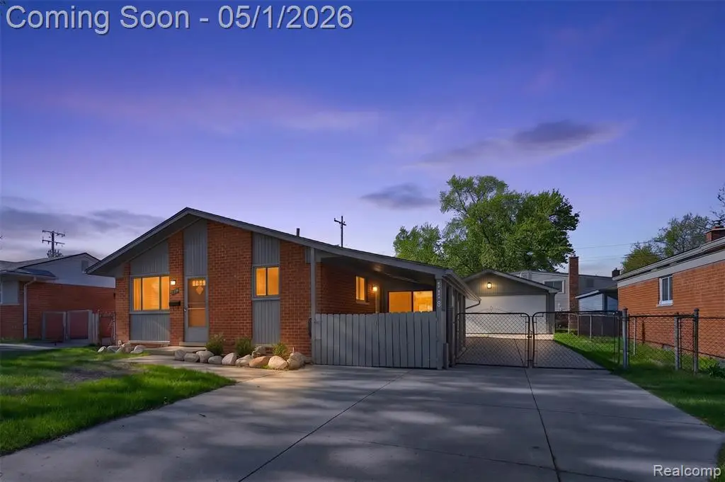 1118 W Elmwood, Clawson, MI 48017 - #1