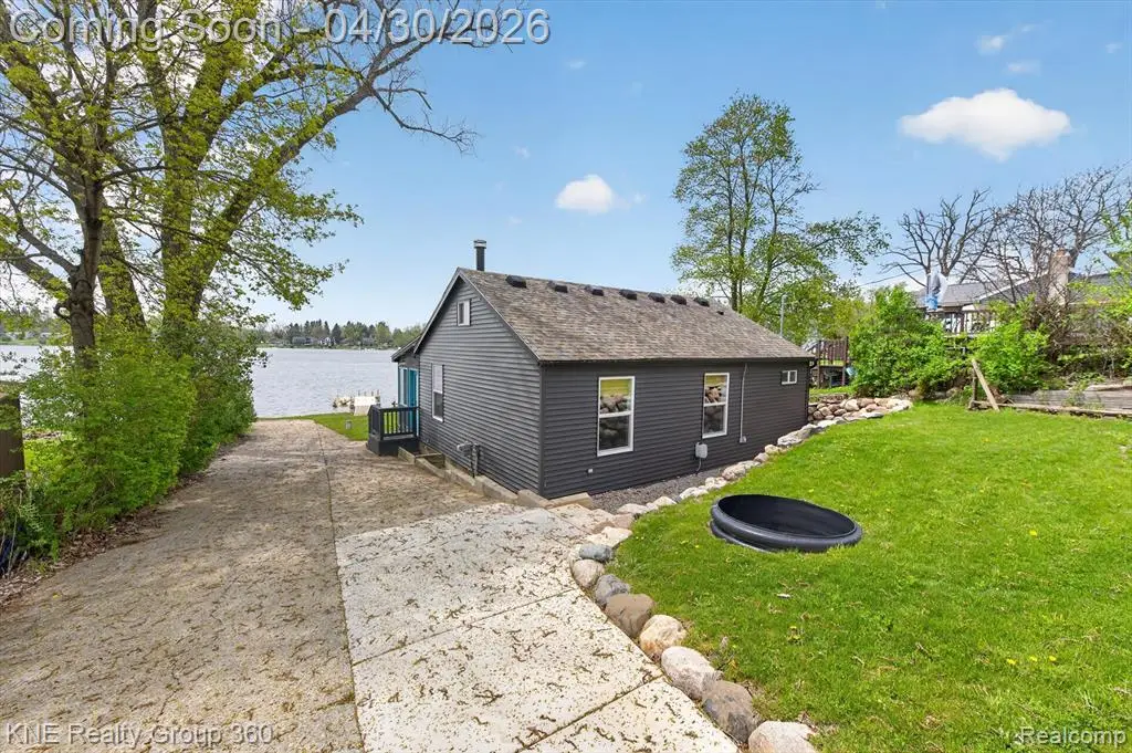 2509 Rubbins, Howell, MI 48843 - #1
