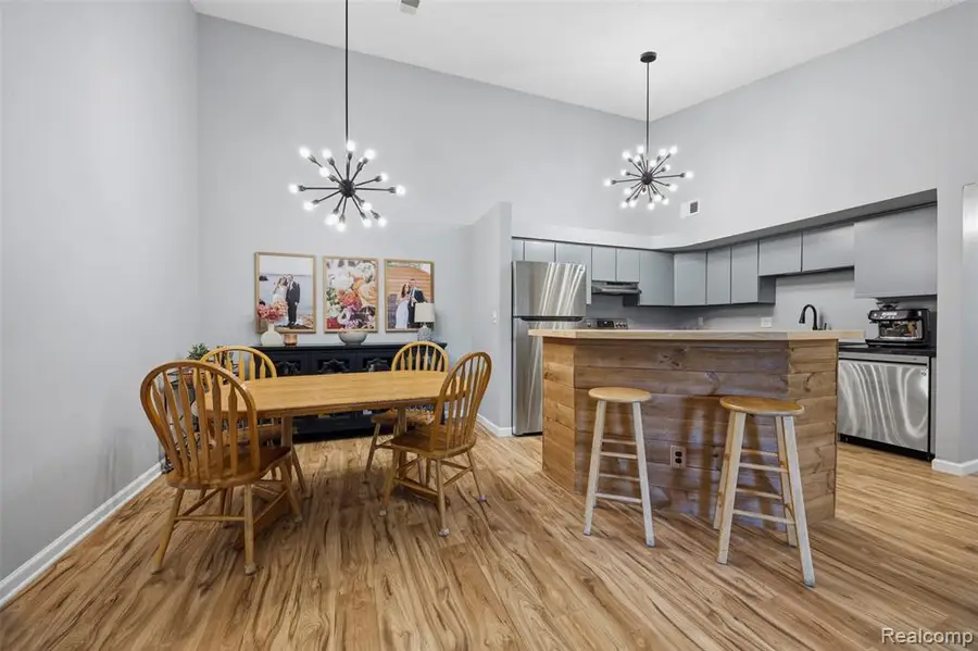 19145 Surrey, Northville, MI 48167 - #3