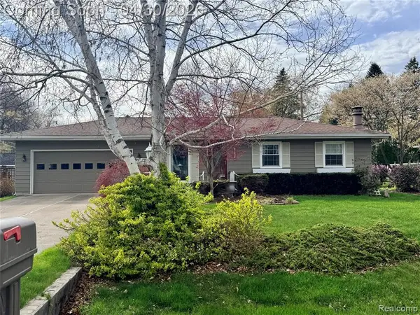 2571 Herber, Port Huron, MI 48060