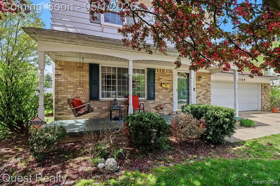 23069 Haynes, Farmington Hills, MI 48336 - #2
