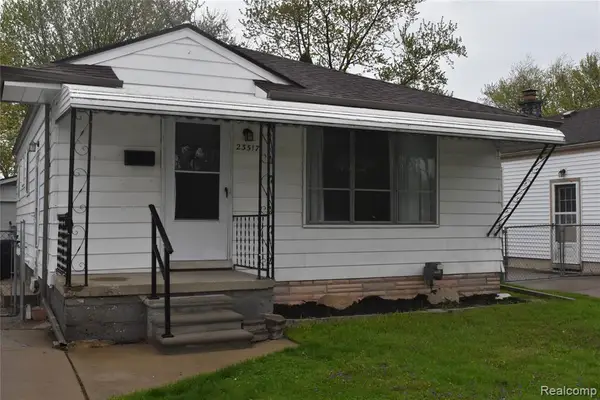 23517 Elmira, Saint Clair Shores, MI 48082