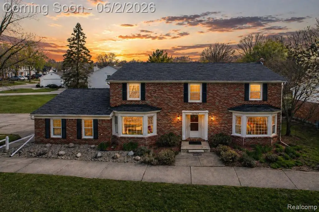 35746 Old Homestead, Farmington Hills, MI 48335 - #1
