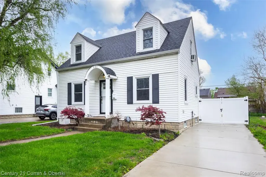 231 Academy, Ferndale, MI 48220 - #2