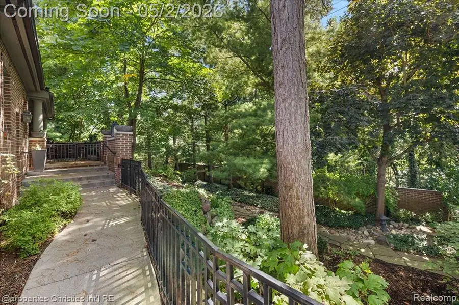 4054 Cranbrook, Bloomfield Hills, MI 48301 - #3