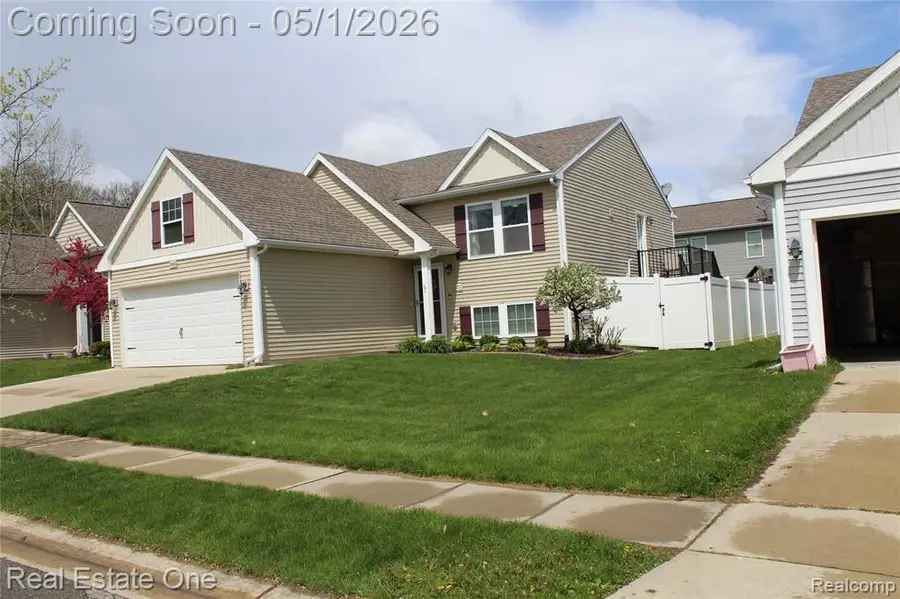 8662 Pinnebog River, Fowlerville, MI 48836 - #2
