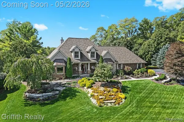 7253 Summit, Brighton, MI 48116