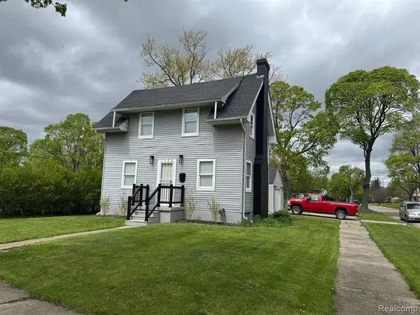 1102 W Dayton, Flint, MI 48504