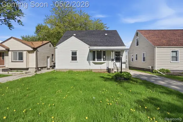 27540 Kaufman, Roseville, MI 48066