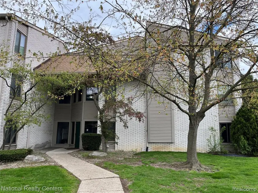 31993 W 12 Mile #309, Farmington Hills, MI 48334 - #2