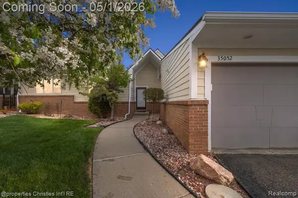 35052 Meadow, Farmington Hills, MI 48335